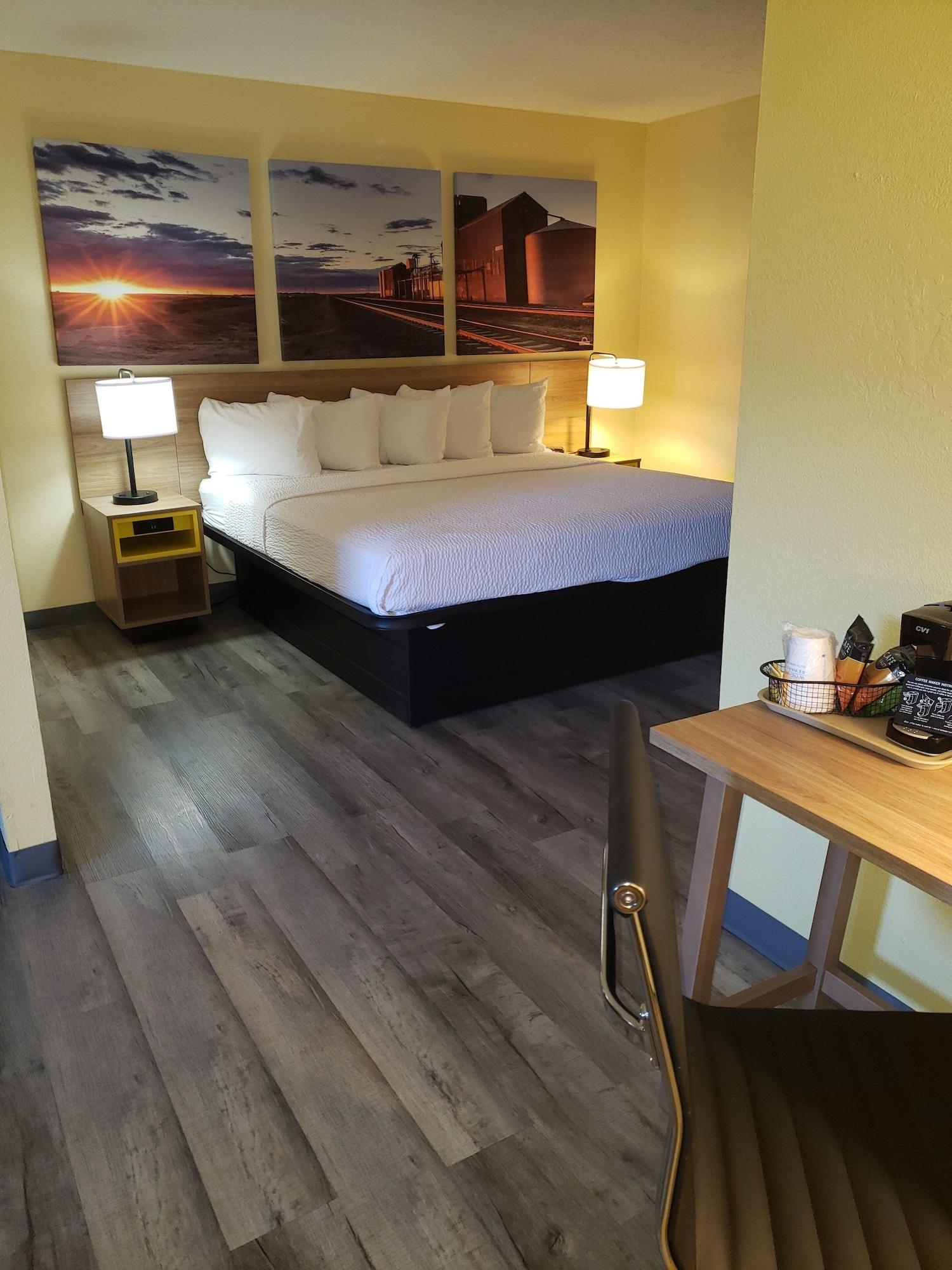 Days Inn & Suites By Wyndham Clovis Esterno foto